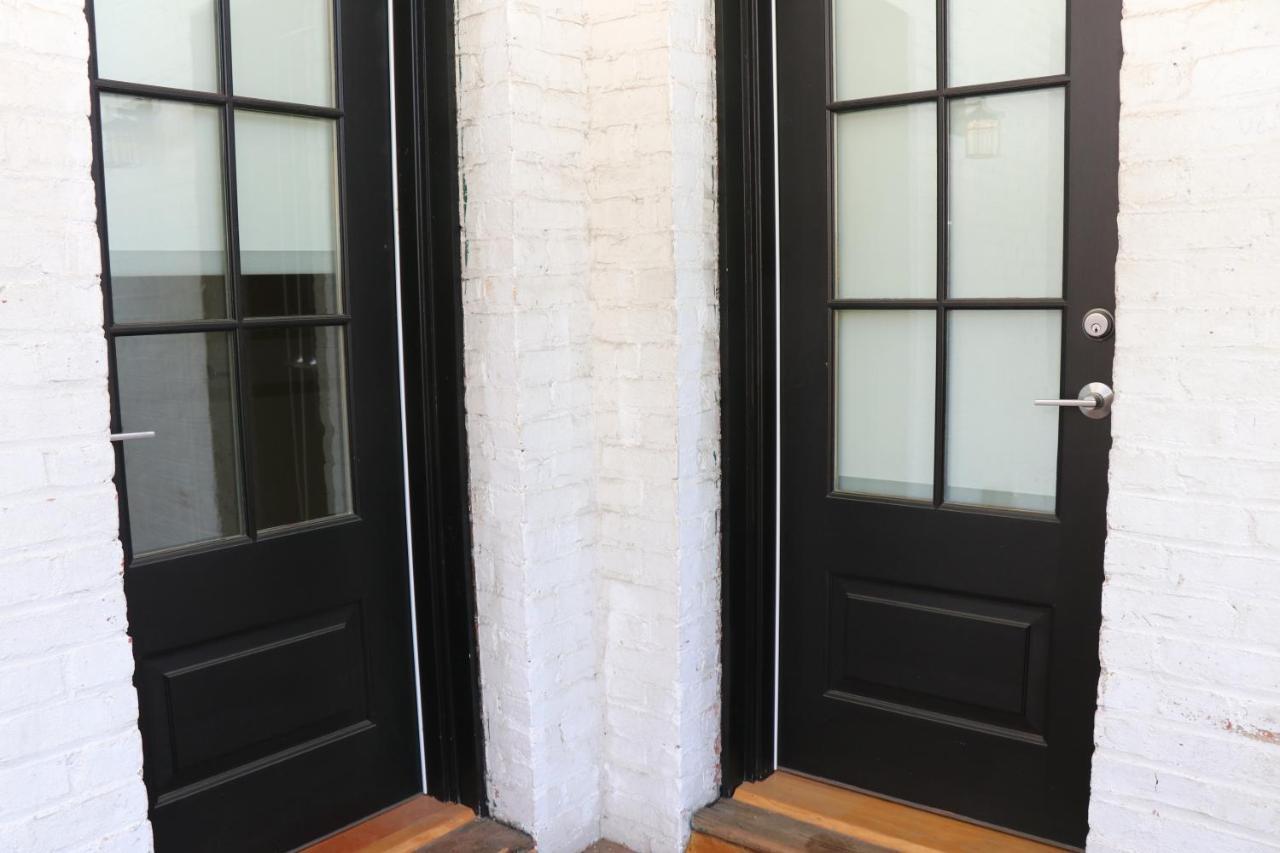 A Stylish Stay W/ A Queen Bed, Heated Floors.. #34 Brookline Exterior foto