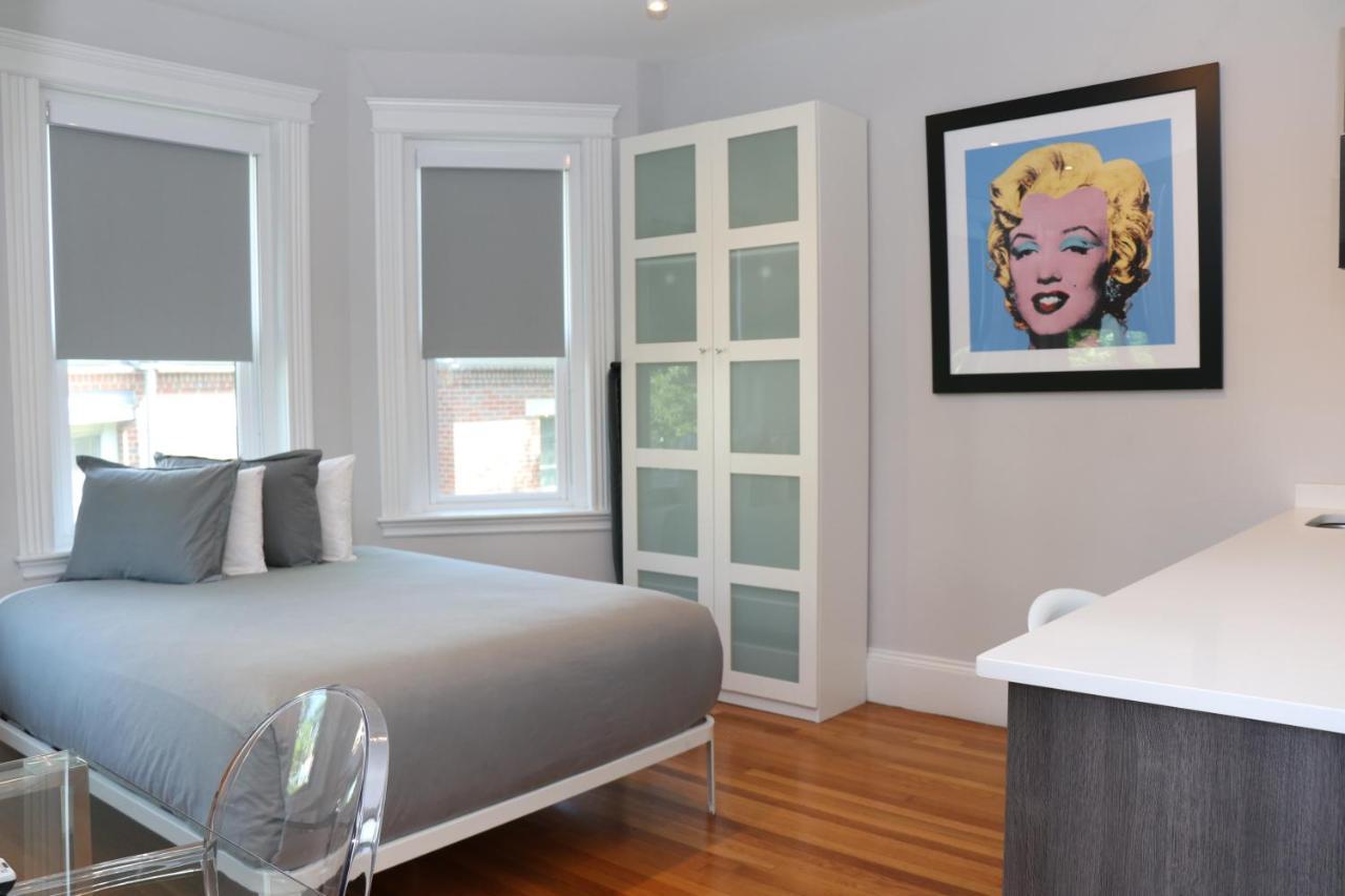 A Stylish Stay W/ A Queen Bed, Heated Floors.. #34 Brookline Exterior foto