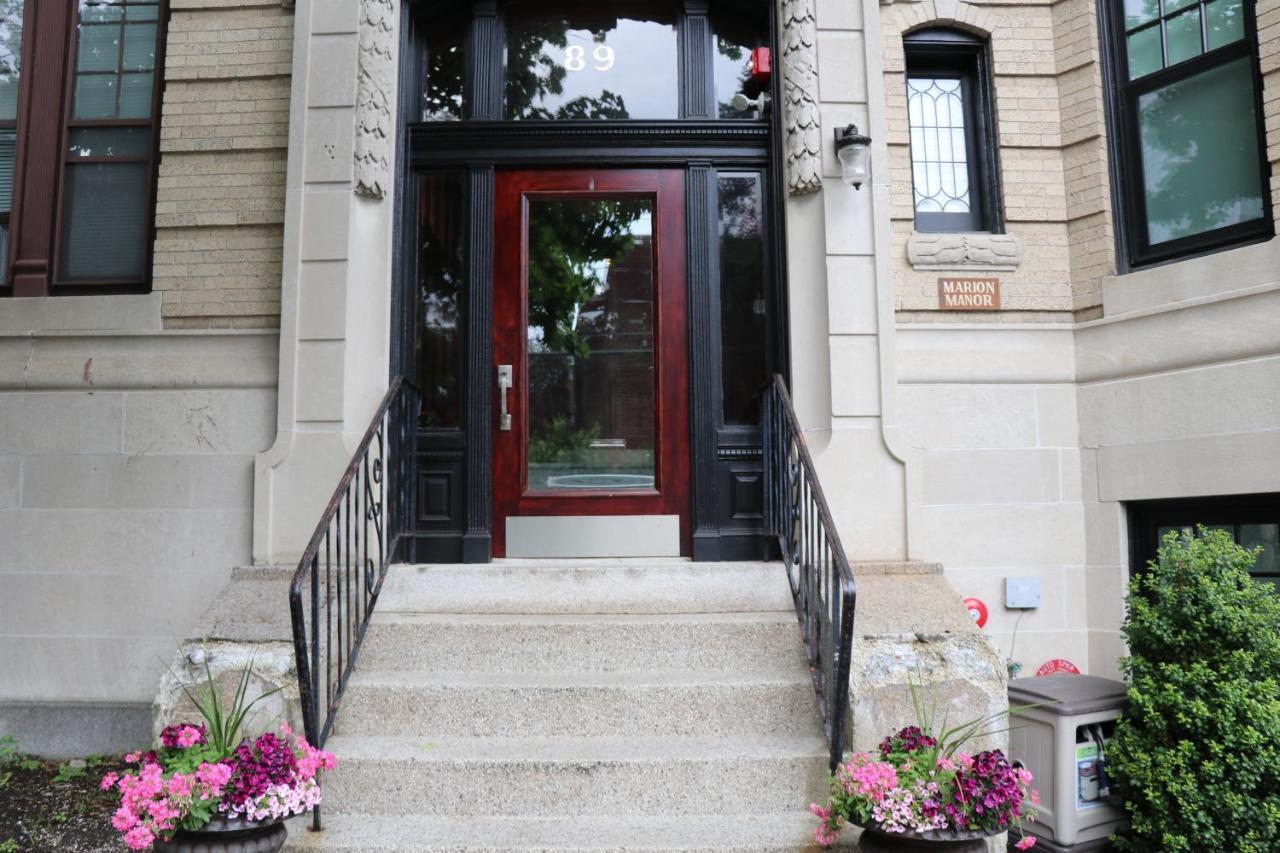A Stylish Stay W/ A Queen Bed, Heated Floors.. #34 Brookline Exterior foto
